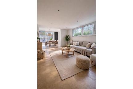 Renovierte Gartenwohnung am Park mit Terrasse, Stellplatz - Hamburg Altona