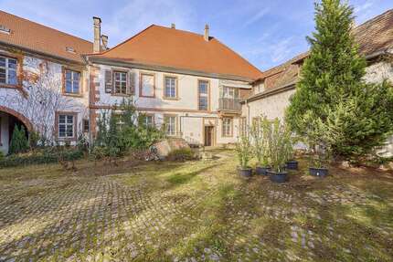 Haus zum Kaufen in Edesheim 445.000,00 € 342 m²