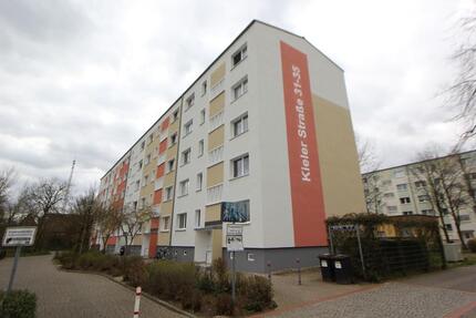 Sanierte 2 Zimmer-Wohnung mit Balkon in Lankow zu mieten! - Schwerin Friedrichsthal