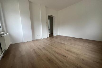 Renovierte 3 Zimmerwohnung in Zossen *05