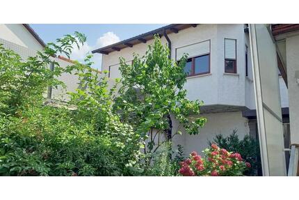 zwei Häuser auf einem Grundstück -vielseitig nutzbar- - Hochspeyer