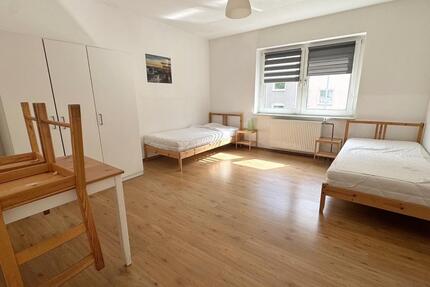 Sanierte möblierte 4,5 Zimmerwohnung 2 Bäder Einbauküche - Gelsenkirchen Rotthausen