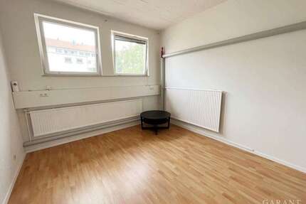 Wohnung zum Mieten in Stuttgart 350,00 € 15 m²