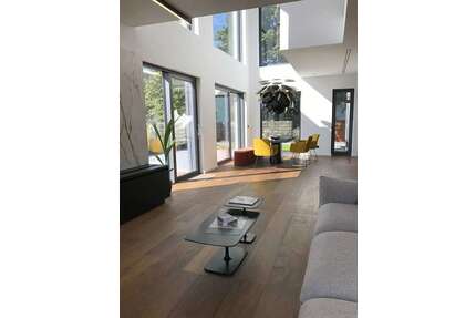 Haus zum Kaufen in Wiesbaden 1.400.000,00 € 166 m²