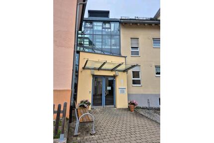 GD - Lindach große Seniorenwohnung 64 qm Miete 800€. + Nk. 300 € - Täferrot