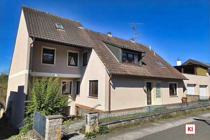 Haus zum Kaufen in Haßfurt 245.000,00 € 220 m²