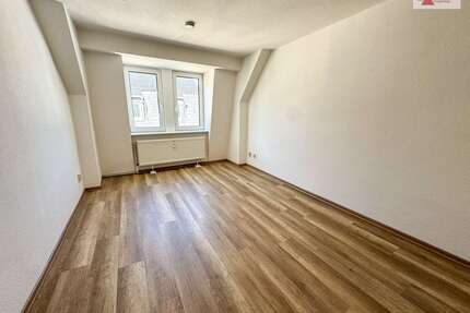 Wohnung zum Mieten in Aue 315,00 € 61.14 m²