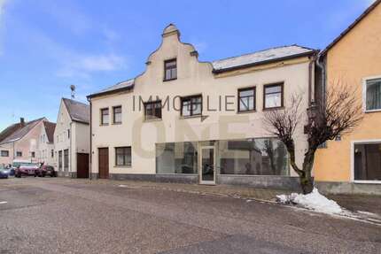 Haus zum Kaufen in Geiselhöring 250.000,00 € 174.75 m²