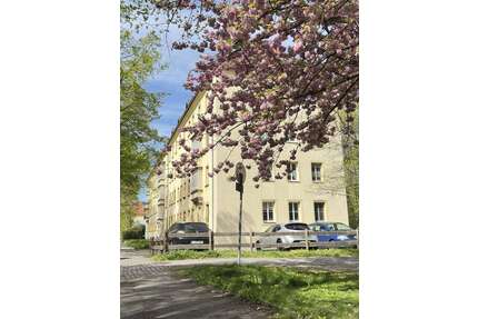Wohnung zum Mieten in Zwickau 557,00 € 88.34 m²