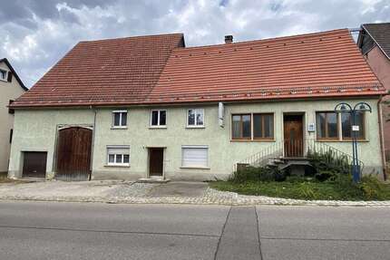 Haus zum Kaufen in Dürbheim 110.000,00 € 1 m²