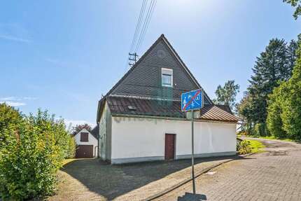 Haus zum Kaufen in Kreuztal 89.000,00 € 110 m²