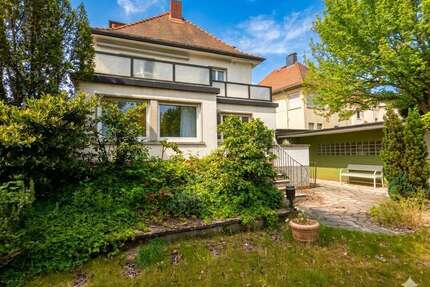 Haus zum Kaufen in Obertshausen 599.000,00 € 202.71 m²