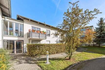 Wohnen mit Stil: Sonnige Maisonette mit Galerie und Tiefgarage - Schönefeld