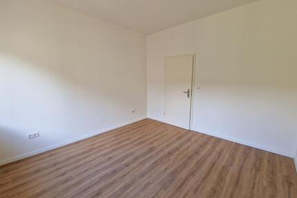 Sanierte 2-Zimmerwohnung mit Einbauküche und Balkon! - Dortmund