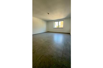 Moderne, zentrumsnahe 3 Raumwohnung zu vermieten - Bernburg (Saale)