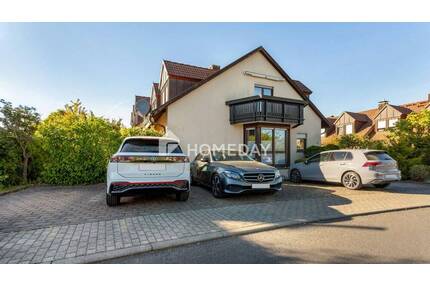 2-Zimmer-Dachgeschosswohnung mit Balkon & Tageslichtbad - Kreuzwertheim