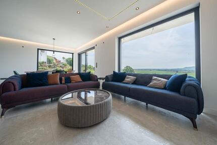 Moderne EG Wohnung mit großzügigem Garten mit Herrlichen Ausblick - Kirchhain