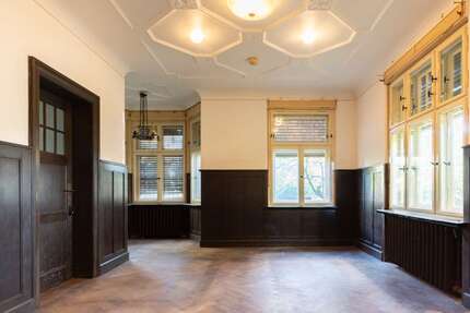 Haus zum Kaufen in Markkleeberg 1.050.000,00 € 265 m²