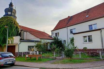 Haus zum Kaufen in Urbach 90.000,00 € 170 m²