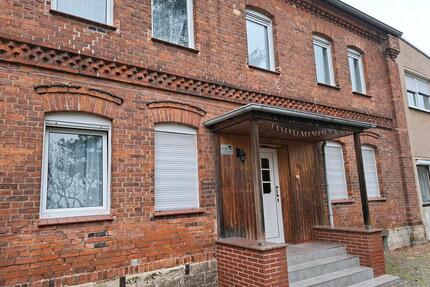 EG-Wohnung 135 m² | 5 Zimmer | 2 Eingänge | 1700 m² Garten - Oebisfelde-Weferlingen