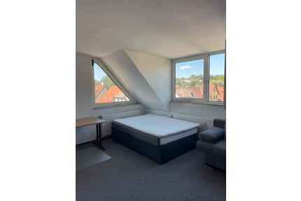 Möblierte 1-Zimmer-Wohnung mit Balkon nahe Hochschule Nürtingen
