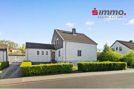 Frei stehendes, modernisierungsbedürftiges EFH mit Garage und außergewöhnlich großem Grundstück - Stolberg (Rheinland) Donnerberg