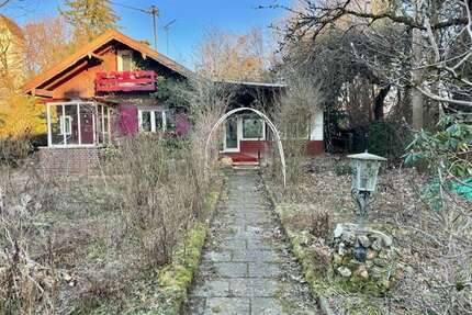 Grundstück zu verkaufen in München 1.600.000,00 € 900 m²