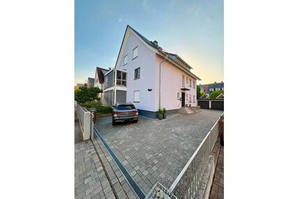 Großzügiges Mehrfamilienhaus in Freiburg Mooswald - Freiburg im Breisgau Betzenhausen