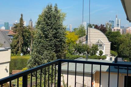 Herrliche,Großwohnung mit riesigem Balkon, Skylineblick, Kamin, inkl. Doppelgarage u. v. m. - Frankfurt am Main Sachsenhausen Süd