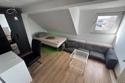 Möbliertes WG Zimmer in 4er- Männer-WG-Mainz-Kostheim-Sofort Frei - Wiesbaden