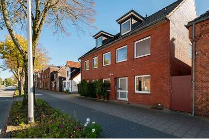 Haus zum Kaufen in Husum 528.000,00 € 239 m²