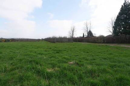 Großes Baugrundstück in der Marsch - Haselau