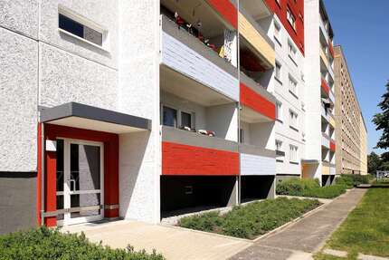 Wohnung zum Mieten in Neubrandenburg 344,00 € 76.11 m²