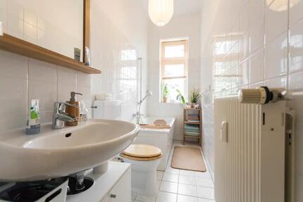 Schöne 2-Zimmer Whg möbliert - ab 31.10. - Berlin Lichtenberg