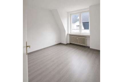 Wohnung zum Kaufen in Neuss 180.000,00 € 70 m²