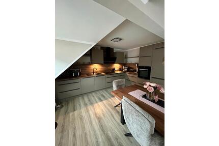 3 Zimmer, Balkon & ausgebauter Dachboden - Stade Altländer Viertel