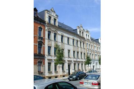 Tolle 2-Zi Dachgeschosswohnung mit Essbereich an der Küche - Chemnitz Bernsdorf