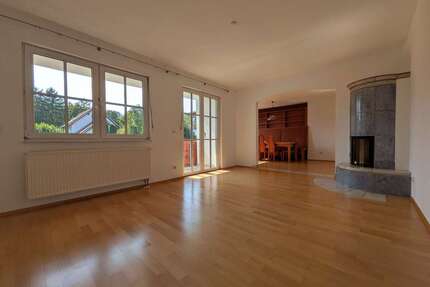 Haus zum Mieten in Erding 1.990,00 € 185 m²