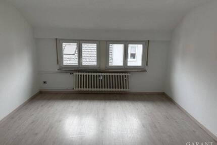 Gut geschnittene 3 Zimmer-Wohnung auf 2 Etagen mit ca. 72 qm - Korb