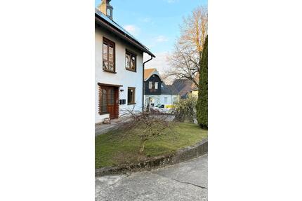 Wohnung im OT Watzendorf zu vermieten - Großheirath