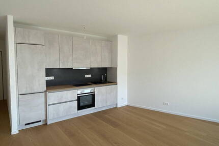 Neuwertige 2-Zimmer-Wohnung mit Einbauküche & großer Loggia am Seelhorster Forst (Bemerode) - Hannover