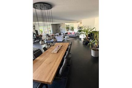Einfamilienhaus mit Seltenheitswert, Absolute Privatsphäre - Linnich