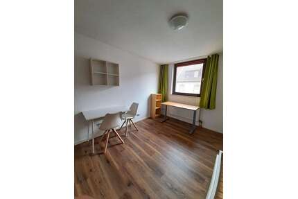 Wohnung zum Mieten in Erlangen 363,00 € 18 m²
