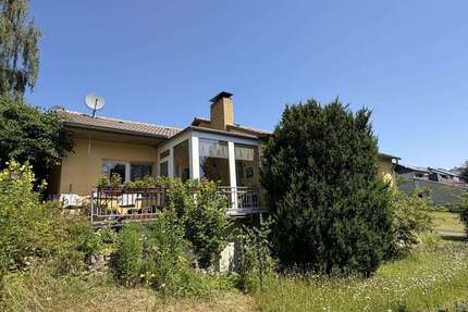 Haus zum Kaufen in Warburg Germete 295.000,00 € 145 m² - Warburg / Germete
