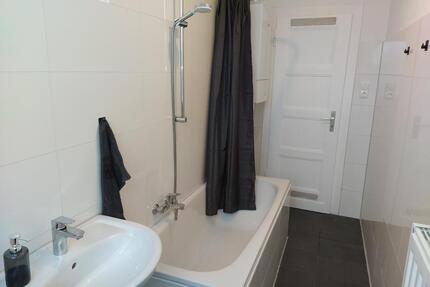 Helle und renovierte 3 Zimmer Wohnung - Mönchengladbach Nord