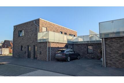 Obergeschosswohnung mit separatem Eingang und großer Dachterrasse - Hamminkeln