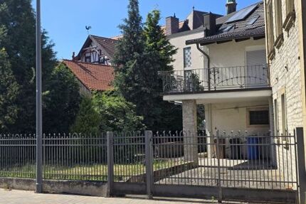 Großzügiges Einfamilienhaus mit Einliegerwohnung in 97450 Arnstein (ID 10527)