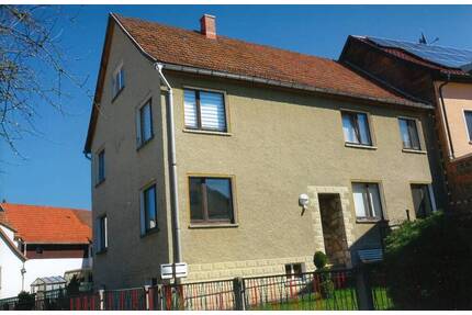 ZFH in Struth-Helmershof - 88.000,00&nbsp;EUR Kaufpreis, ca.&nbsp; 130,00&nbsp;m&sup2;&nbsp;Wohnfl&auml;che in Floh-Seligenthal (PLZ: 98593) Struth-Helmershof