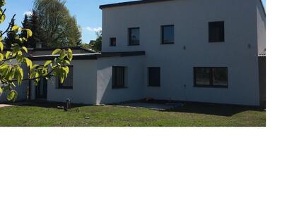 Familienfreundliche 3,5-Zimmer-Wohnung mit Garten - Oranienburg