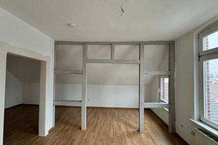 Geräumige 3 Zimmer Wohnung in Bahnhofsnähe - Celle